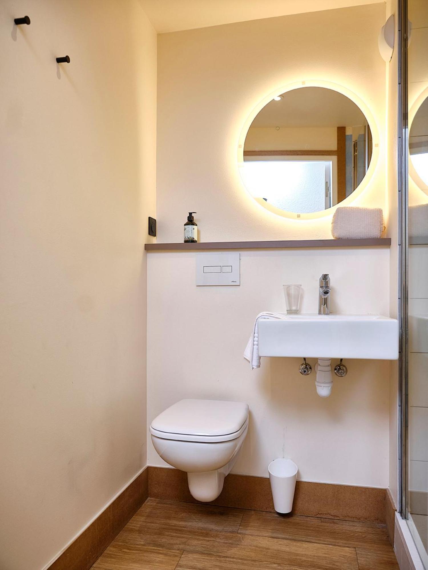 Premiere Classe Annecy Cran-Gevrier Renove En 2025 Luaran gambar