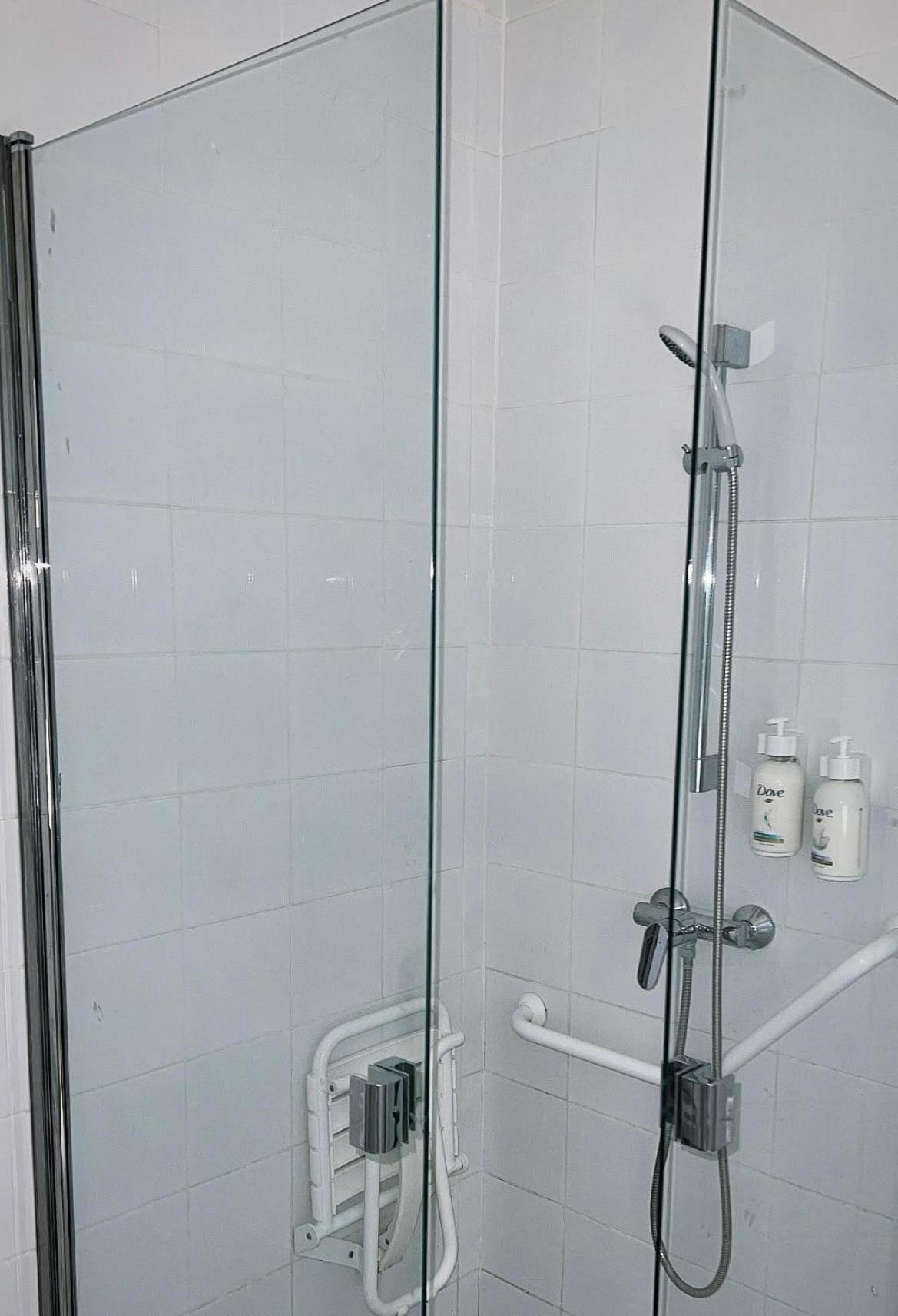 Premiere Classe Annecy Cran-Gevrier Renove En 2025 Luaran gambar